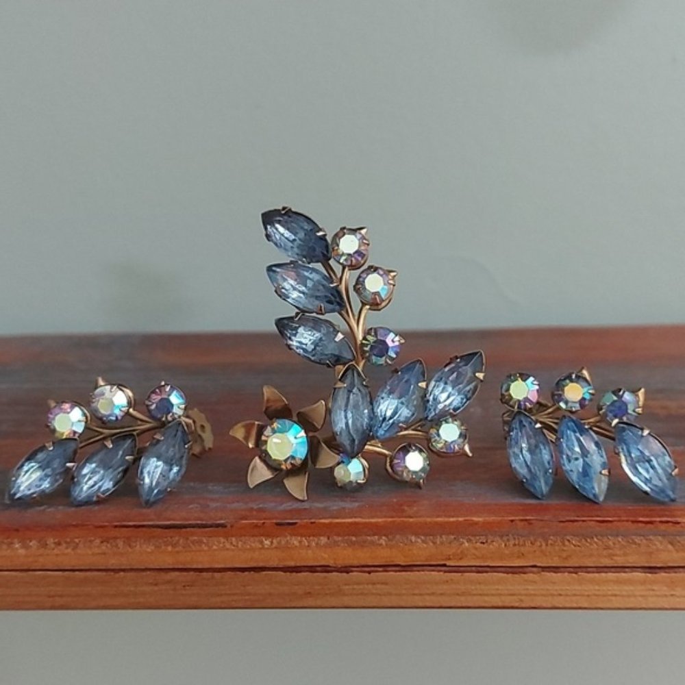 Vintage costume clip on earnings and brooch set